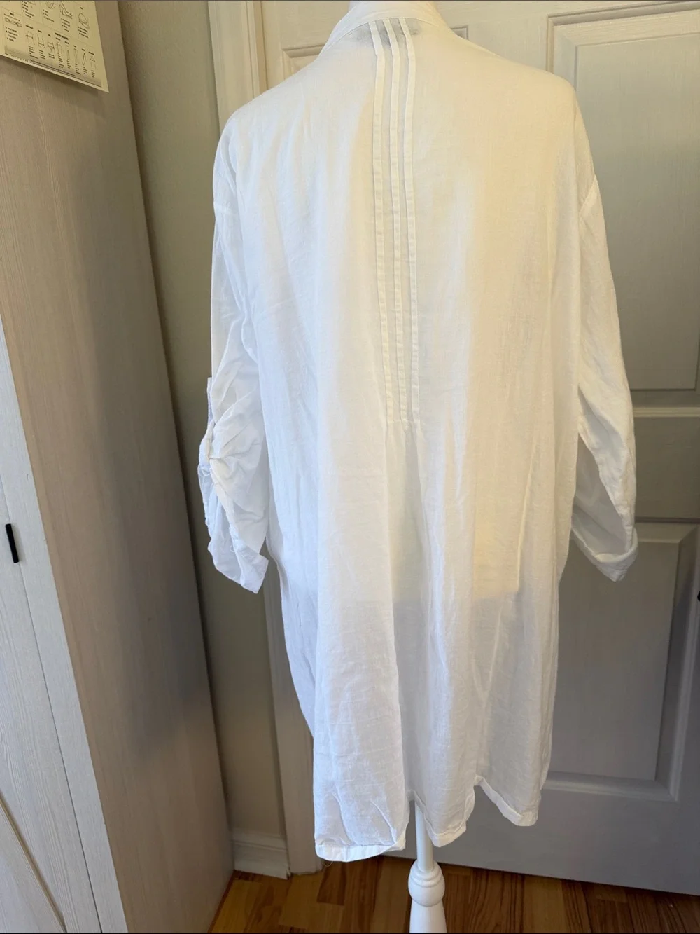 Club Z Collection White Button-Front Lightweight Tunic Sz 3x